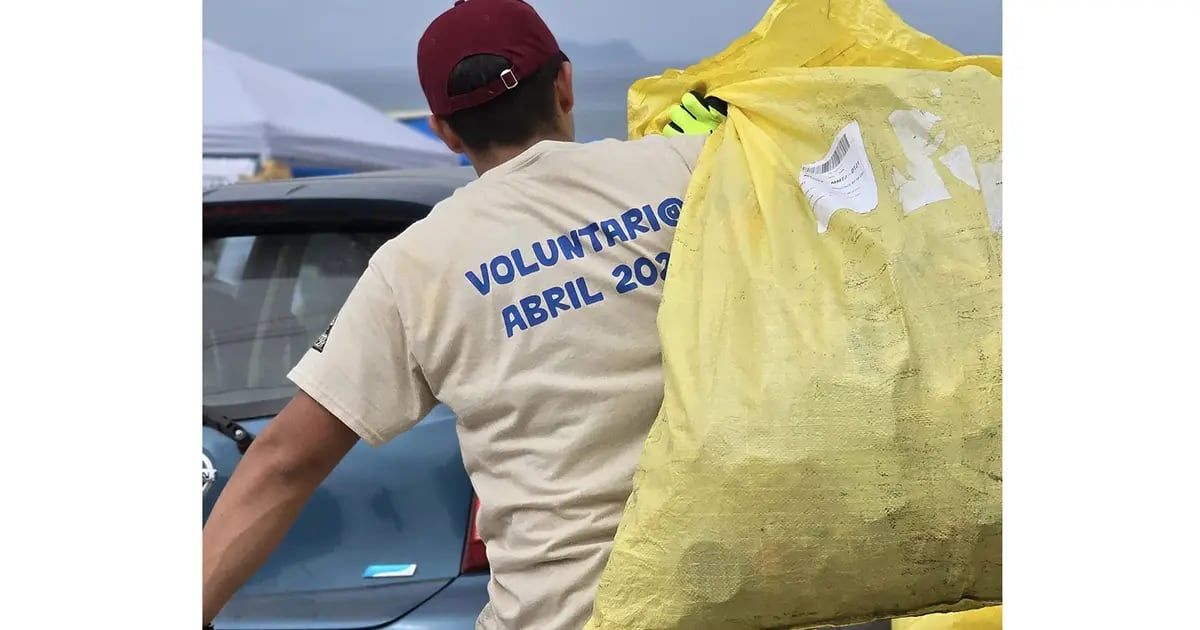 Retiran una tonelada de basura con ‘Salvemos la playa’ en Tijuana