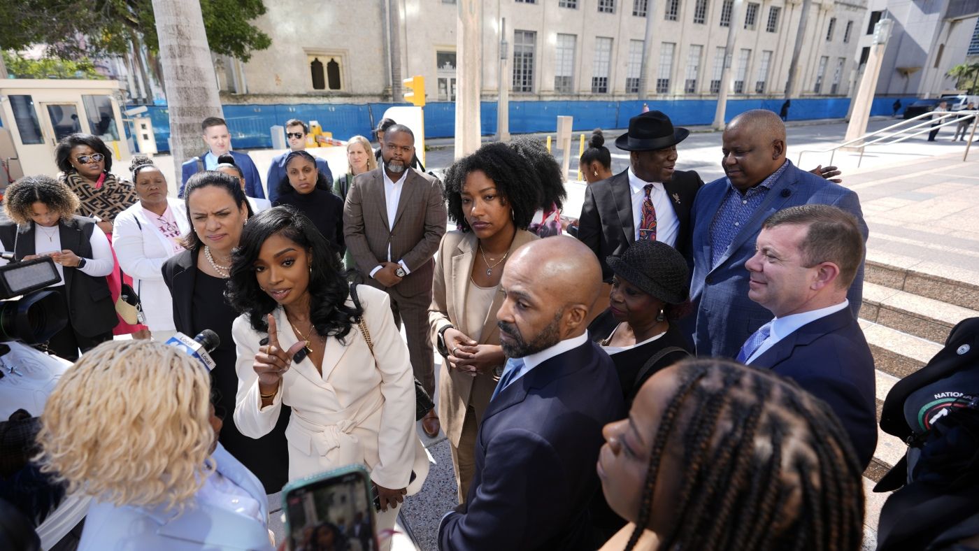 El programa de subvenciones para mujeres negras propietarias de empresas es discriminatorio, dictamina el tribunal de apelaciones