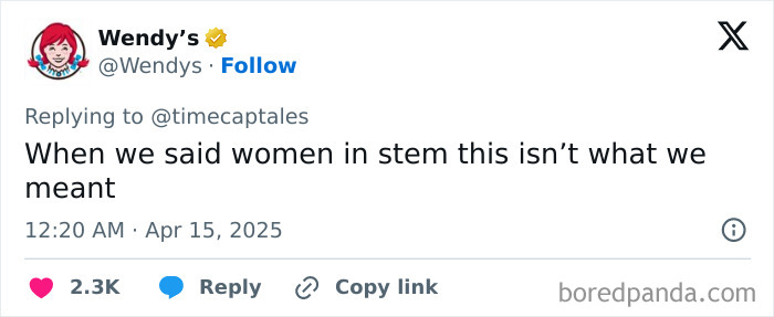 El tweet de Wendy respondiendo a un comentario de Katy Perry con humor, haciendo referencia "Mujeres en STEM," recopilando reacciones significativas.