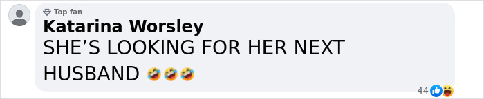 Comentario de Katarina Worsley sugiriendo con humor que Jennifer López es 