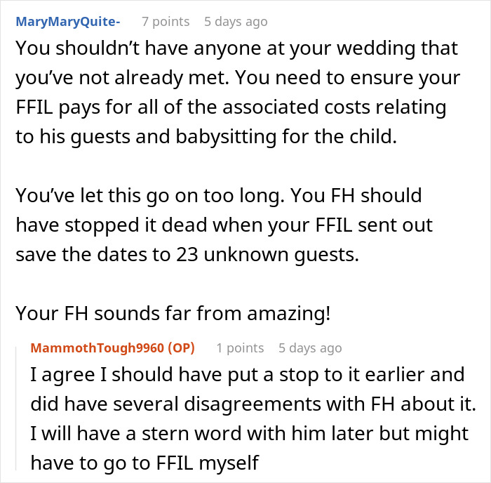 Intercambio de texto sobre suegro invitando a los invitados al azar a una boda, causando la furia de la novia.