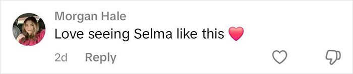 Comente elogiando la increíble personalidad de Selma con emoji de amor.