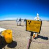 Miembros del equipo de apoyo de emergencia nuclear para un escenario de contaminación radiológica.