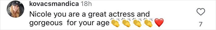 Instagram comenta alabando a Nicole Kidman como una gran actriz y hermosa para su edad con aplausos y emojis del corazón.