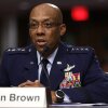 El general de la Fuerza Aérea de los Estados Unidos, Charles Brown, testifica durante su audiencia de confirmación el 11 de julio de 2023.