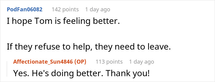 Captura de pantalla de una conversación de Reddit sobre una madre que explota a las hijas por problemas de medio hermano.
