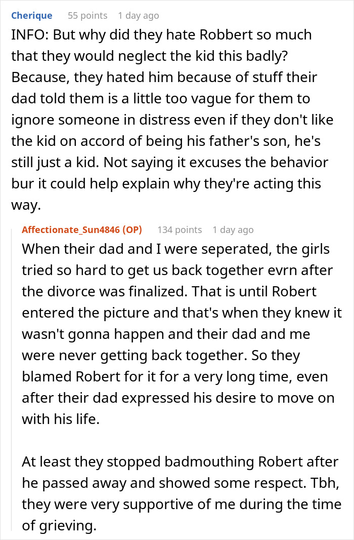 Captura de pantalla de un hilo de Reddit que discute a una madre que explota a las hijas por su tratamiento con el medio hermano Robert.