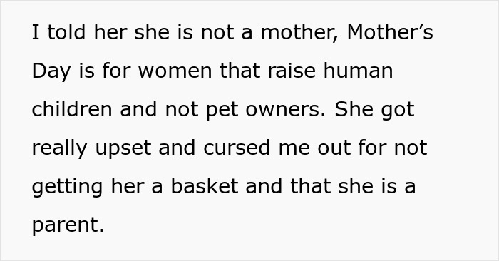 Envíe un mensaje de texto sobre Dog Mom Dil exigiendo el mismo trato con las madres con niños después de que Mil la saltea por los regalos del Día de la Madre.