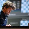 El gran maestro de ajedrez de Noruega, Magnus Carlsen, hace un gesto durante un juego en el torneo de ajedrez Tata Steel India en Kolkata el 17 de noviembre.