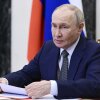 El presidente ruso Vladimir Putin preside una reunión del Consejo de Seguridad a través de videoconferencia en el Kremlin en Moscú, el viernes.