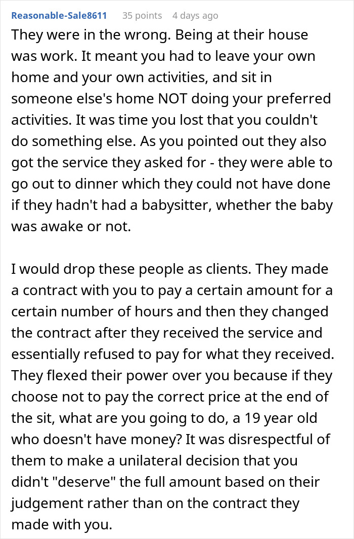 Comente discutiendo la experiencia de una niñera con una familia que se niega a pagar el monto total después de que el bebé se duerma.