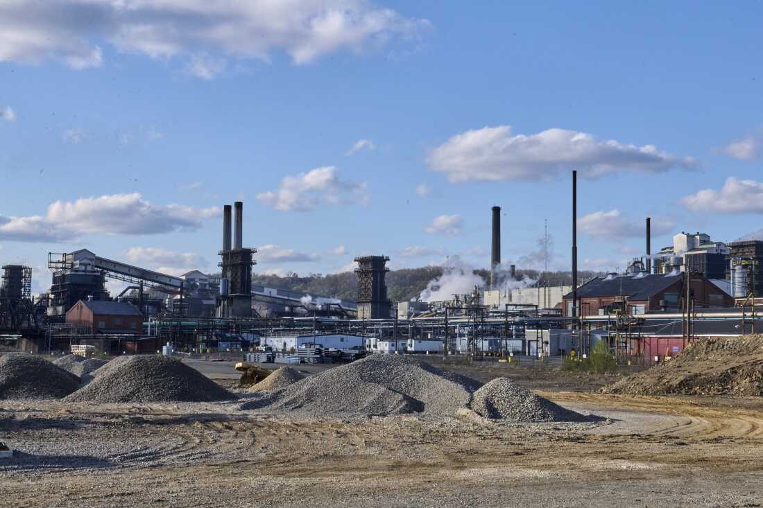 La planta de Clairton de Steel de EE. UU. En Clairton, Pensilvania, el miércoles 8 de abril de 2024.