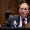 El administrador de la EPA, Lee Zeldin, testifica ante un Comité de Medio Ambiente y Obras Públicas del Senado sobre su nominación en enero.