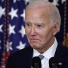 El entonces presidente Joe Biden habla en una ceremonia de la Casa Blanca.