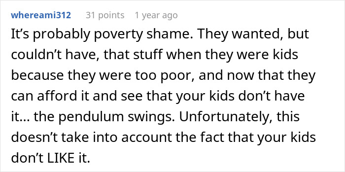 El comentarista explica que los parientes boomer socavan los hábitos saludables para niños al dar dulces y refrescos a pesar de que los niños no les gustan.