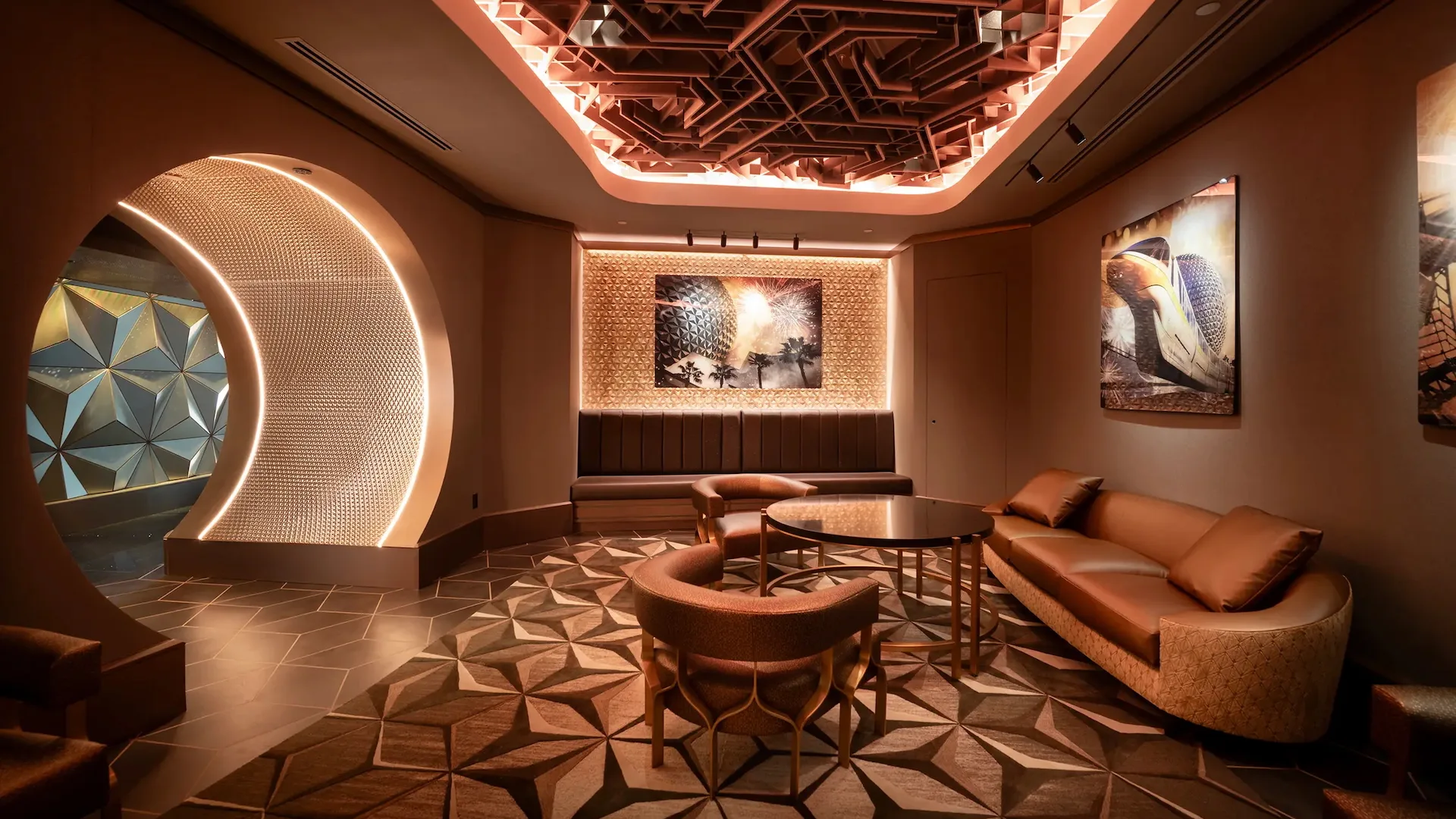 Así es GEO-82: el nuevo bar temático espacial en Epcot Orlando