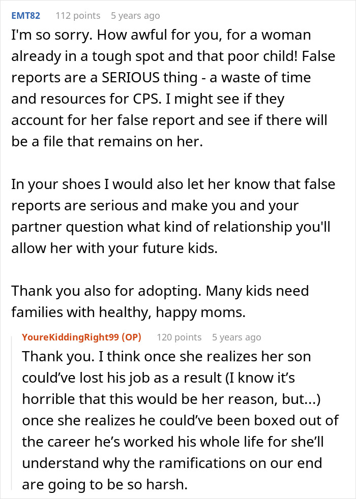 Discusión en línea sobre una suegra que llama a los servicios de protección infantil y el impacto de los falsos informes de CPS.