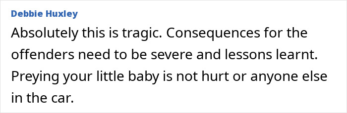 Comentario de Debbie Huxley expresando indignación por una peligrosa broma de extinción de incendios dañando a un bebé de 5 meses.