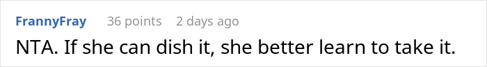 Captura de pantalla de un comentario de Reddit de Frannyfray aplaudiendo en una discusión sobre una mujer que responde a la prima insultando su boda.
