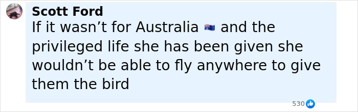 Comentario de Scott Ford discutiendo el papel y el privilegio de Australia en el contexto de la controvertida canción de un artista aborigen.