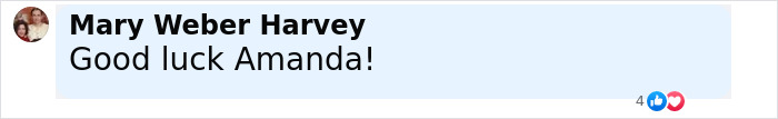 Comente de Mary Weber Harvey diciendo buena suerte Amanda, con una foto de perfil e íconos de reacción visibles.