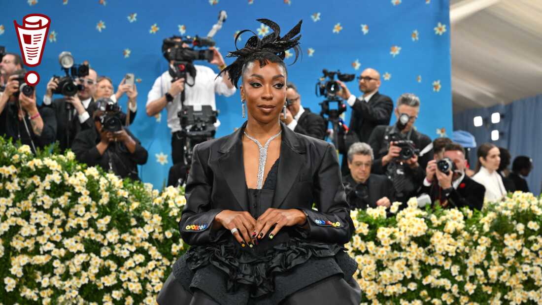 La actriz estadounidense Ego Nwodim llega a la Gala Met 2025 en el Museo Metropolitano de Arte el 5 de mayo de 2025 en Nueva York. La Gala recauda dinero para el Instituto de Disfraz del Museo Metropolitano de Arte. La gala de Met 2025 tiene el tema