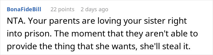 Captura de pantalla de un comentario en el foro discutiendo los regalos del hermano de Golden Child y causando conflictos familiares.