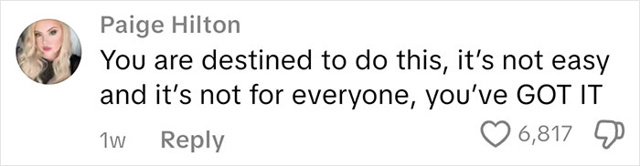 Comentario de Paige Hilton con una foto de perfil, alentando un mensaje sobre perseverancia y confianza en una publicación en las redes sociales.