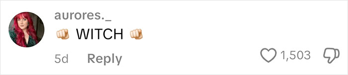 Comente en las redes sociales que muestre a un usuario reaccionando con la palabra bruja y emoji, relacionado con los encubrimientos de un artista de tatuajes que se vuelven virales.