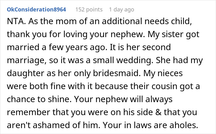 Comentario apoyando a la novia por defender el sobrino autista contra los padres del novio llamando a su mocoso egocéntrico en la boda.