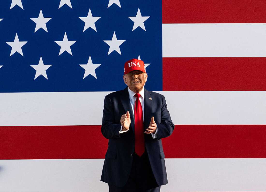 El presidente Trump se muestra en la celebración de Salute to America en el recinto ferial del estado de Iowa en Des Moines el 3 de julio.