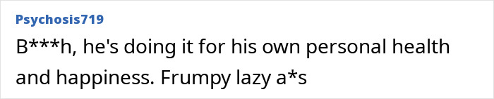 Comentario en línea criticando la opinión del columnista sobre el cuerpo Marvel de Sacha Baron Cohen, provocando una reacción violenta.