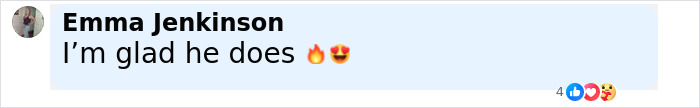 Comentario de Emma Jenkinson diciendo que está contenta de Dan Reynolds sin camisa a todos los espectáculos con emojis de fuego y ojos de corazón, relacionados con la masculinidad tóxica.