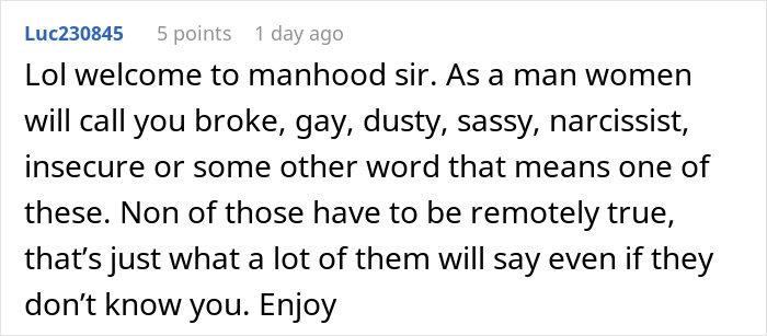 Captura de pantalla de un comentario de Reddit discutiendo a los hombres que se llaman bancos y otros insultos por las mujeres durante los desafíos de la virilidad.