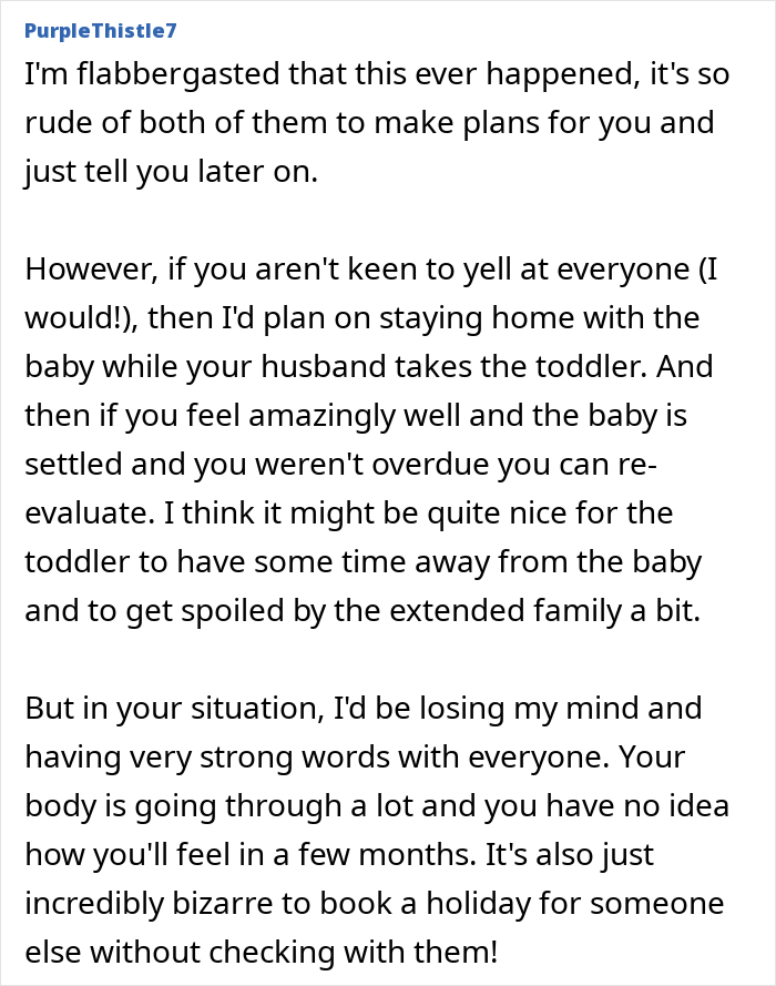 Comentario de mensajes de texto discutiendo a un chico que le dice a su esposa embarazada que irá con el niño después de que ella rechaza un viaje posparto.
