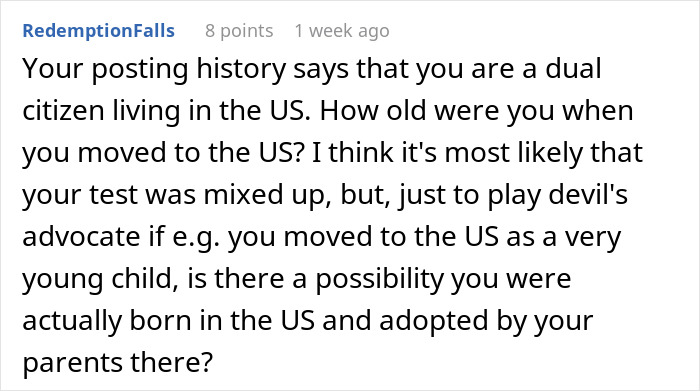 El comentarista cuestiona la prueba de ADN de doble ciudadano que se mezcla, lo que sugiere la adopción o el movimiento joven a los Estados Unidos como posibilidad.