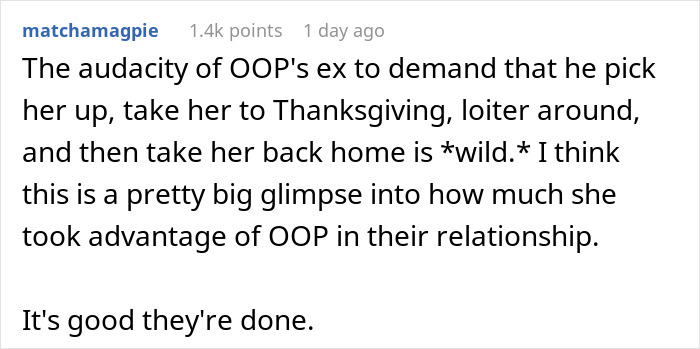 Captura de pantalla de un comentario de Reddit discutiendo a una dama titulada que manipula a su novio y exige viajes gratuitos después de la ruptura.