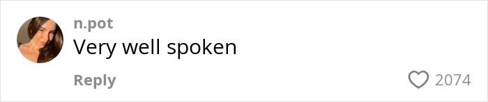 Captura de pantalla de un comentario en las redes sociales alabando a un terapeuta que explica el comportamiento preocupante de los clientes de la Generación Z, con 2074 me gusta.