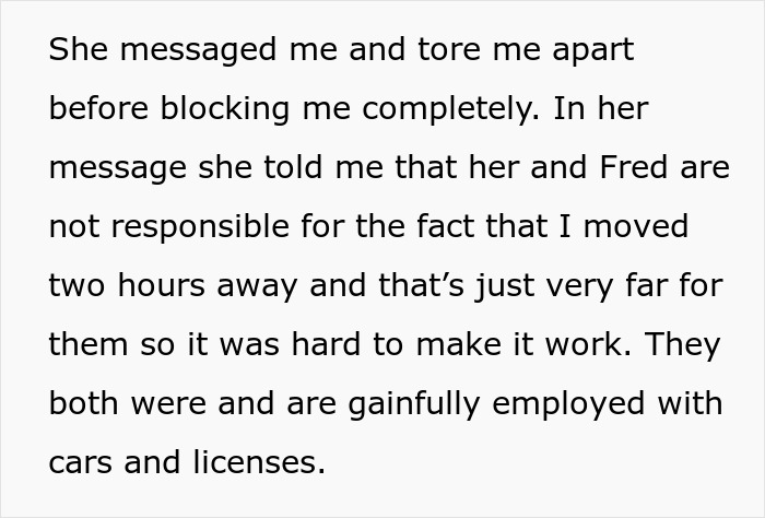 Extracto de mensajes de texto discutiendo a una madre que se jacta en línea y es llamado por la situación de hijo abandonado de su esposo.