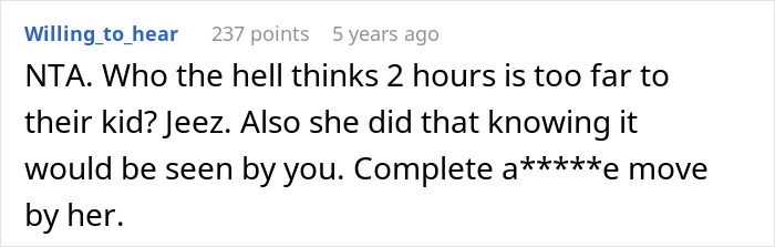 Captura de pantalla de un comentario en línea que llama a una madre que se jacta, destaca los problemas con el hijo abandonado del esposo.