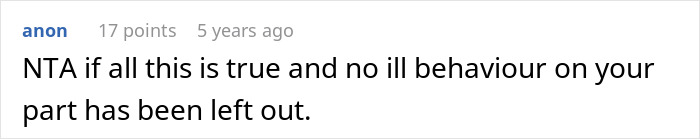 Captura de pantalla de un hilo de comentarios en línea que discutió a una madre que se jacta y es llamado al hijo abandonado del marido.