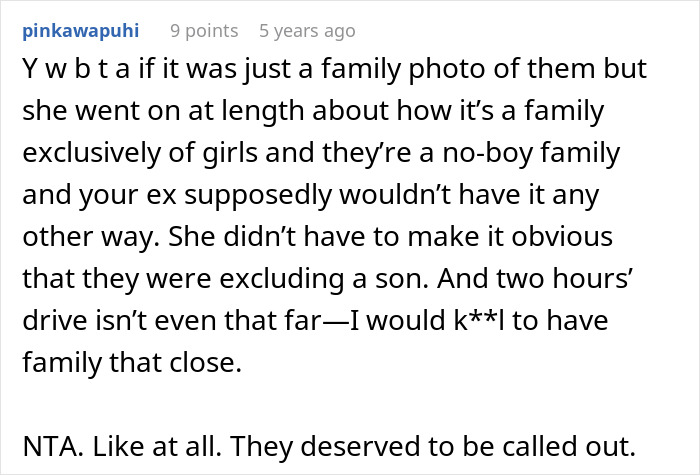 La madre en línea se jacta de ninguna familia de niños, criticada por el hijo abandonado del esposo en la discusión de fotos familiares.