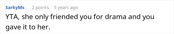 Comentario en línea criticando a una madre que se jactó sobre el hijo abandonado de su esposo en una publicación en las redes sociales.