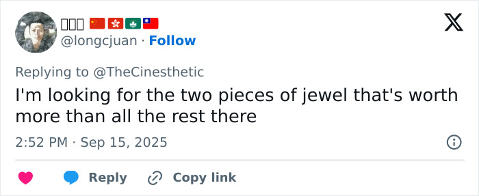 Captura de pantalla de una publicación en las redes sociales que discute joyas, relacionada con la estilista de Jenna Ortega y su solicitud viral de atuendo Emmy.