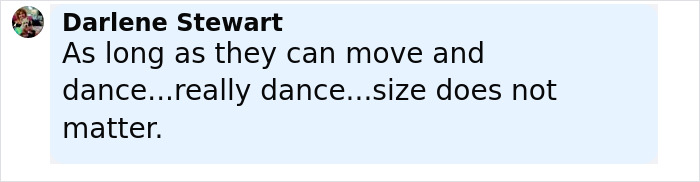 Comente de Darlene Stewart defendiendo a los bailarines de talla grande, enfatizando sus habilidades de baile sobre el tamaño en el contexto de medio tiempo de la banda universitaria.