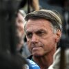 El ex presidente Jair Bolsonaro habla con la prensa Brasilia, Brasil, el jueves 5 de junio de 2025. 