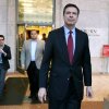 El ex director de la Oficina Federal de Investigación, James Comey, deja el edificio de la oficina de la Cámara de Rayburn después de testificar a dos comités de la Cámara del Cámara del 7 de diciembre de 2018, en Washington, DC.