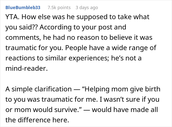 Publicación de texto sobre una mujer que hace que su hermano se sienta odiado después de que él le agradece por entregarlo.