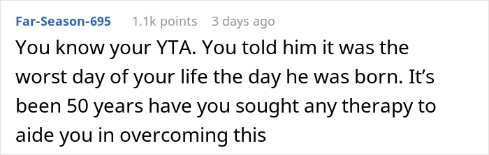 Captura de pantalla de un comentario de Reddit sobre una mujer que hace que su hermano se sienta odiado después de que él le agradeció por entregarlo.