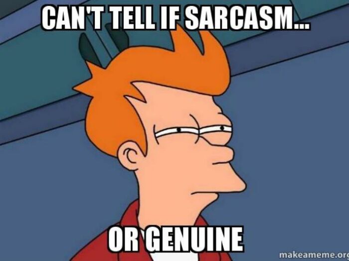 Personaje de dibujos animados con cabello naranja entrecerrando los ojos, expresando confusión, relacionado con respuestas divertidas a conversaciones sobre cómo estás.